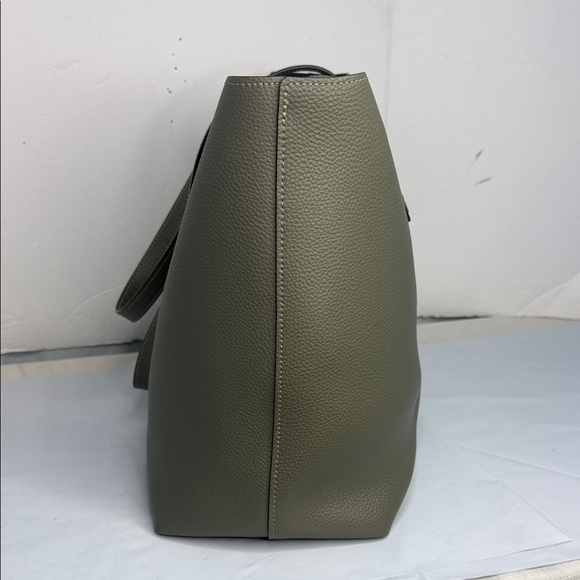 Coach central Sage Green Leather Tote - Picture 3 of 11